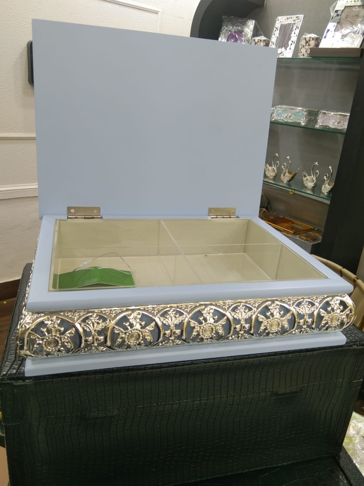 German Silver Wooden Dry Fruit & Jewelry Box 4 Compartments