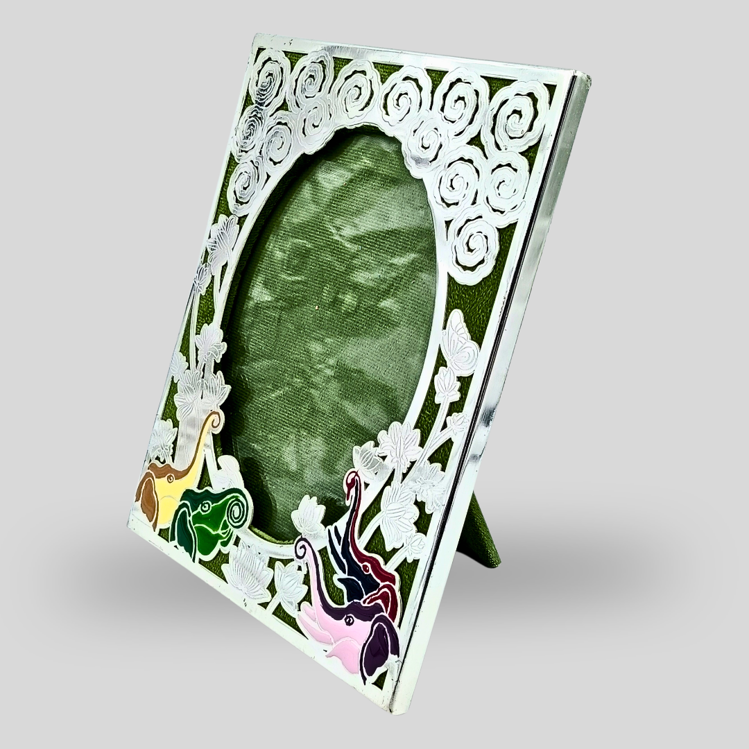 Luxury Silver Plated Floral & Animal Photo Frame | Elegant Home Décor & Premium Gift Item