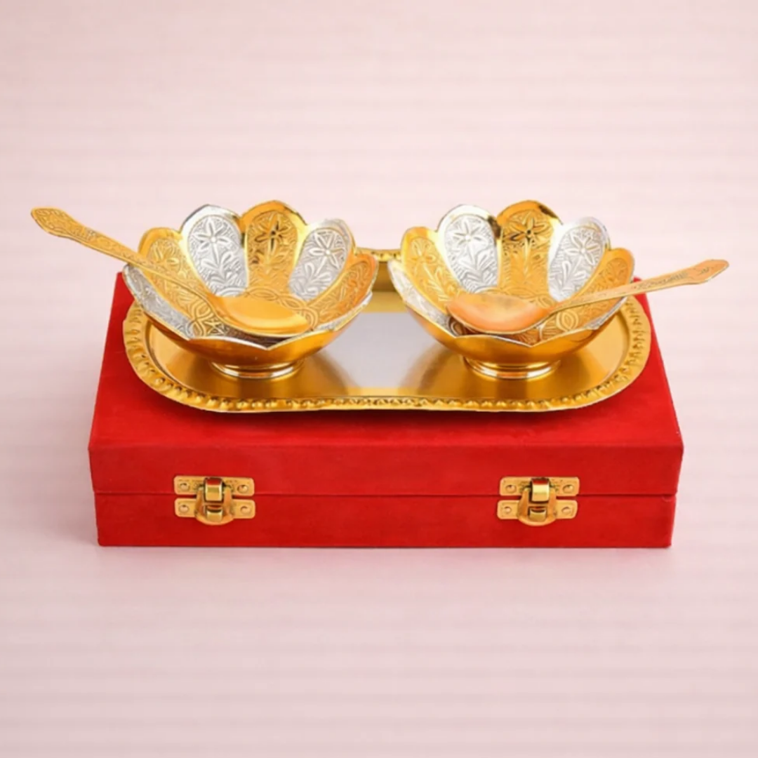 Decorative Brass Kamal Bowl Set with Tray, Diwali Gift Item