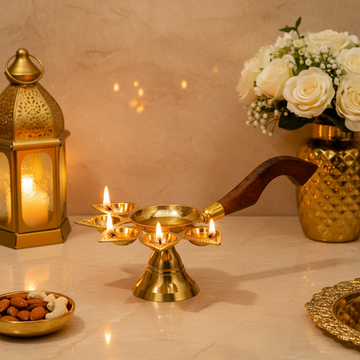 Panch Pradip | Brass Pancha Deepam | Panchmukhi Diya Stand for Puja Big Size | Pancharati Pradip for Puja | Brass Deepam | Pancha Deepam for Home, Temple , Wooden Handle ,190 GM.